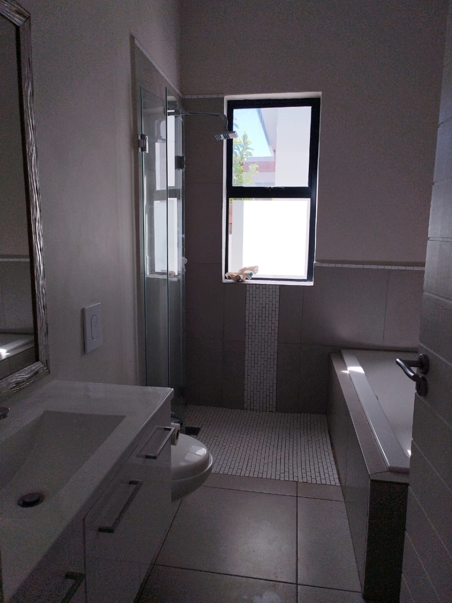 To Let 3 Bedroom Property for Rent in Sitari Country Estate Western Cape